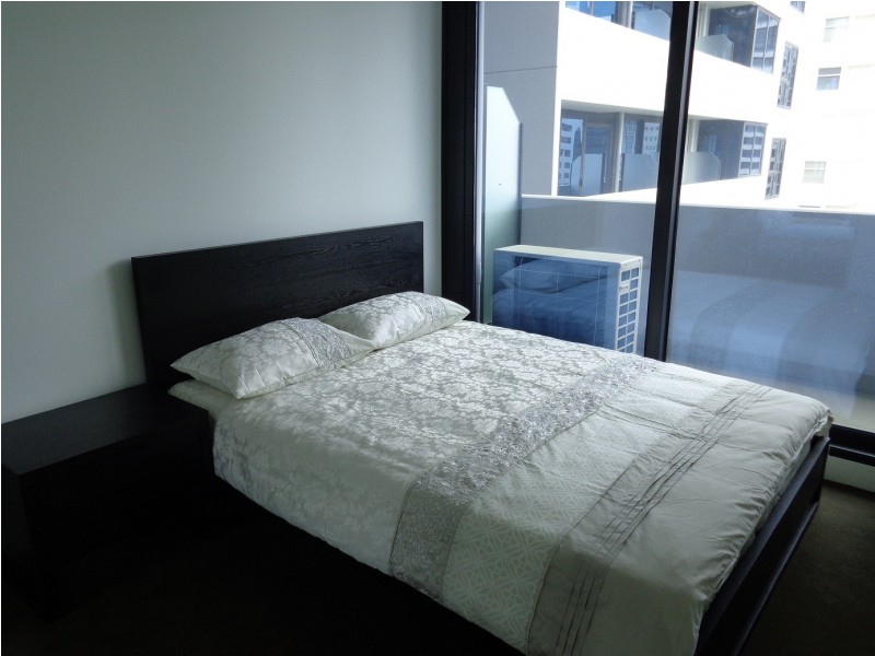 1505/8 Sutherland Street, Melbourne VIC 3000