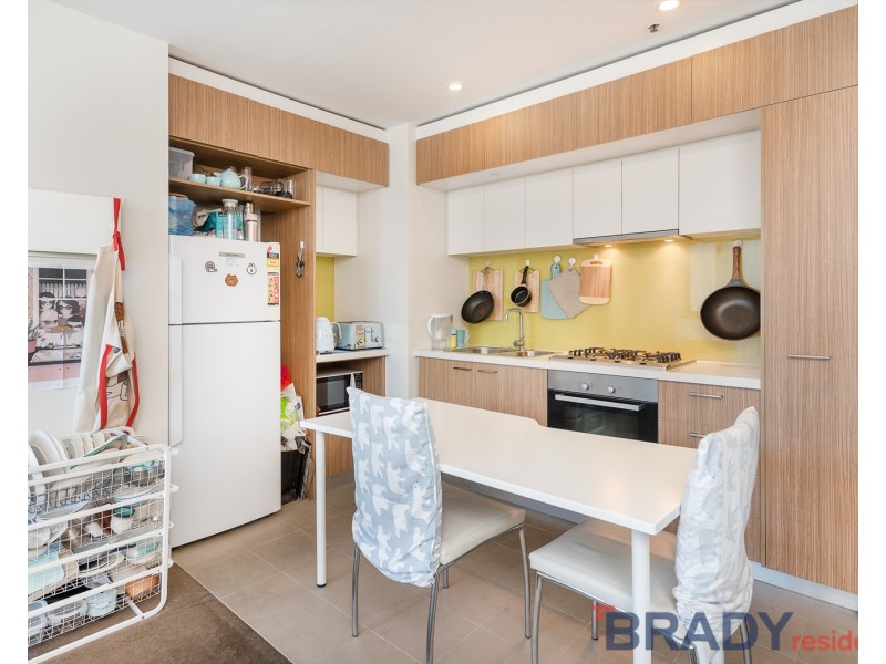 2401/8 Sutherland Street, Melbourne VIC 3000