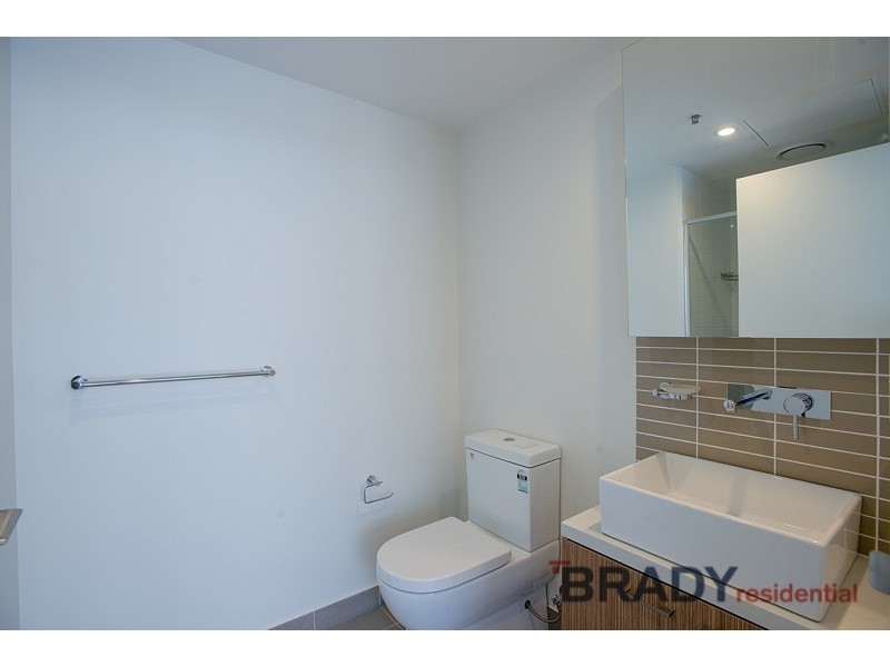 3603/8 Sutherland Street, Melbourne VIC 3000