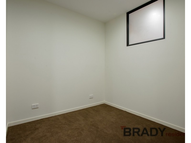 704/8 Sutherland Street, Melbourne VIC 3000