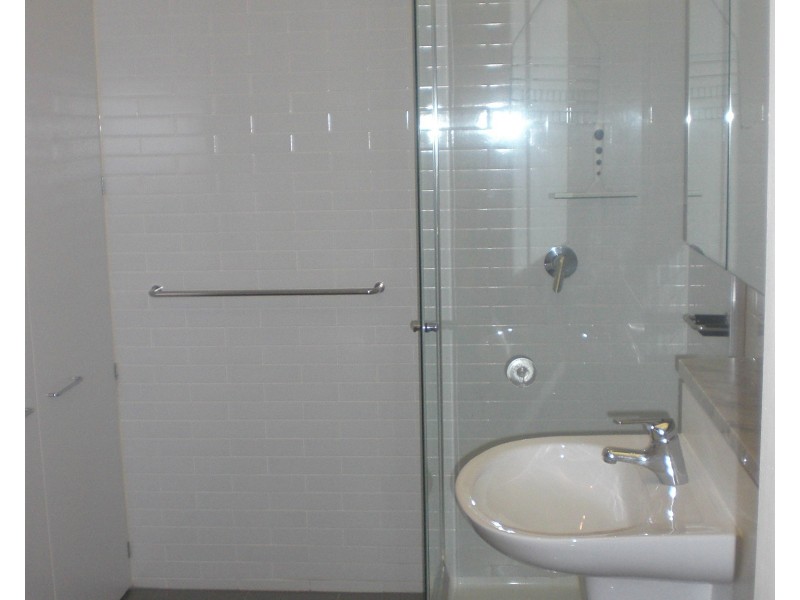 2105/22-40 Wills Street, Melbourne VIC 3000