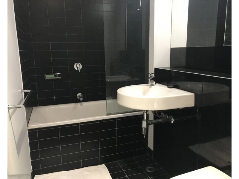 2203/620 Collins Street, Melbourne VIC 3000