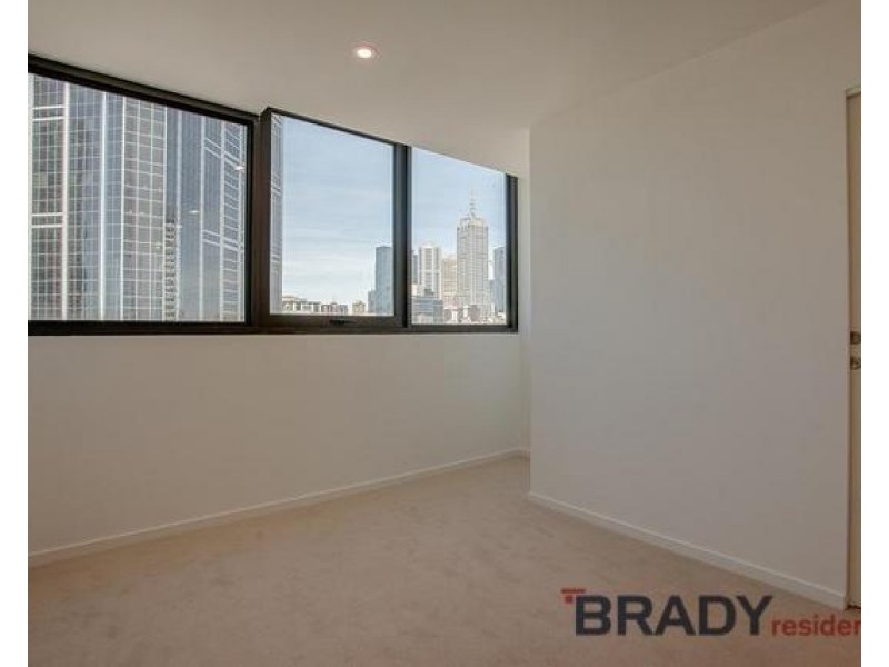 807/8 Sutherland Street, Melbourne VIC 3000