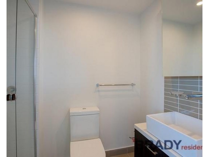807/8 Sutherland Street, Melbourne VIC 3000