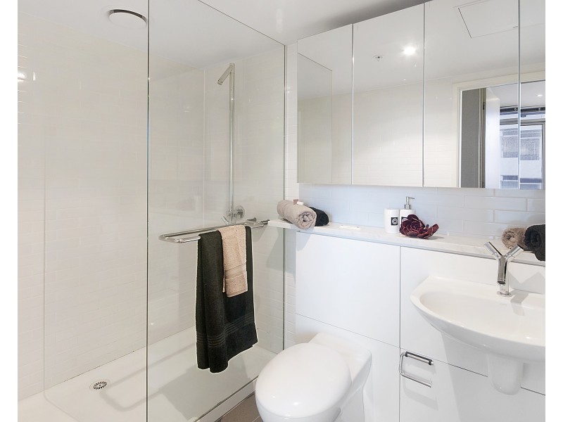 1505/22-40 Wills Street, Melbourne VIC 3000