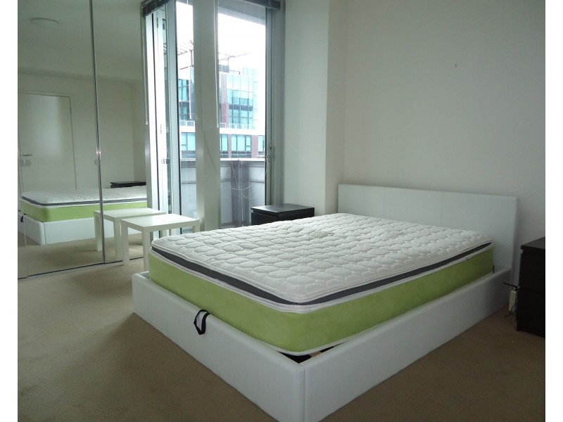 1905/25-33 Wills Street, Melbourne VIC 3000