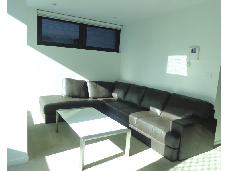 1303/5 Sutherland Street, Melbourne VIC 3000