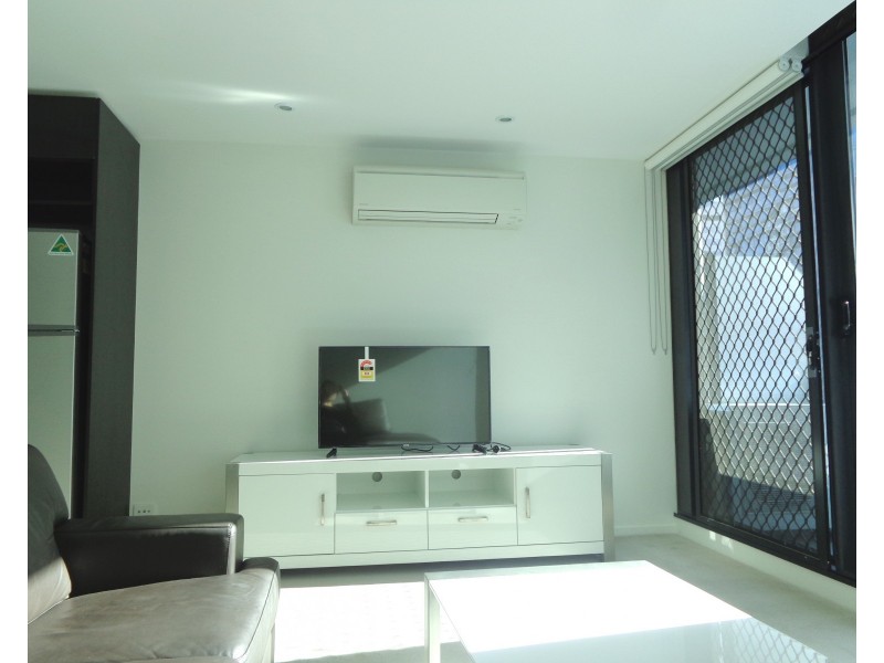 1303/5 Sutherland Street, Melbourne VIC 3000