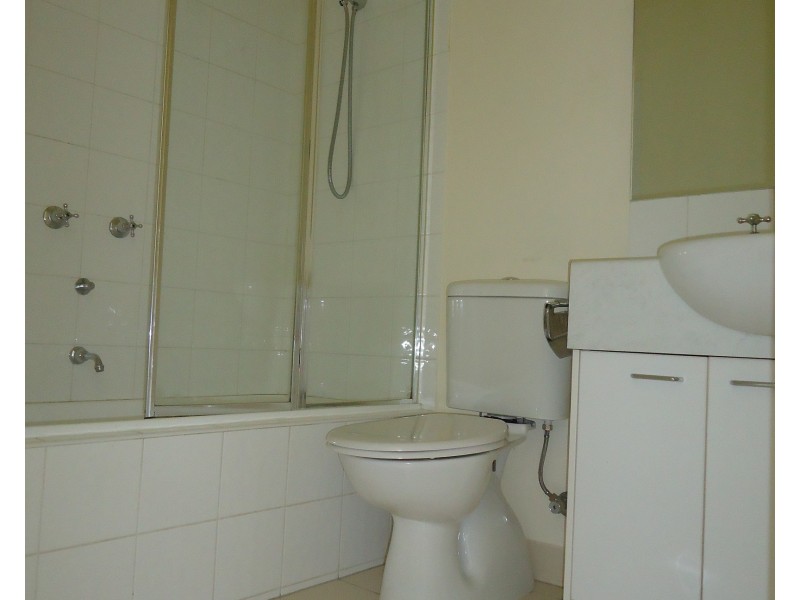 1205/455 Elizabeth Street, Melbourne VIC 3000