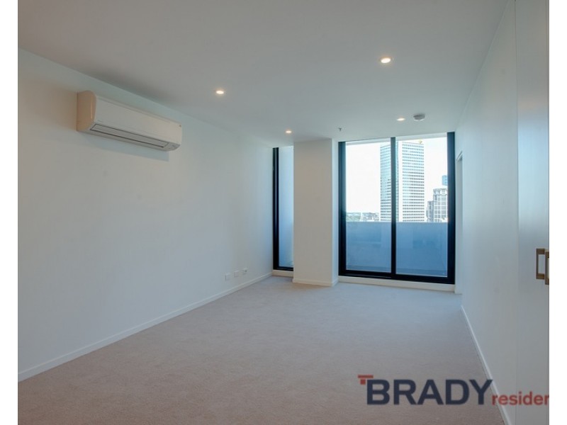 2202/8 Sutherland Street, Melbourne VIC 3000