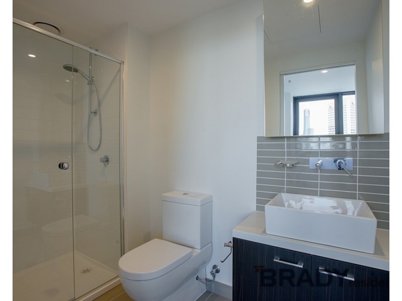 2202/8 Sutherland Street, Melbourne VIC 3000