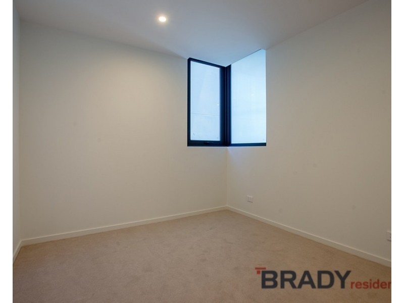 2202/8 Sutherland Street, Melbourne VIC 3000