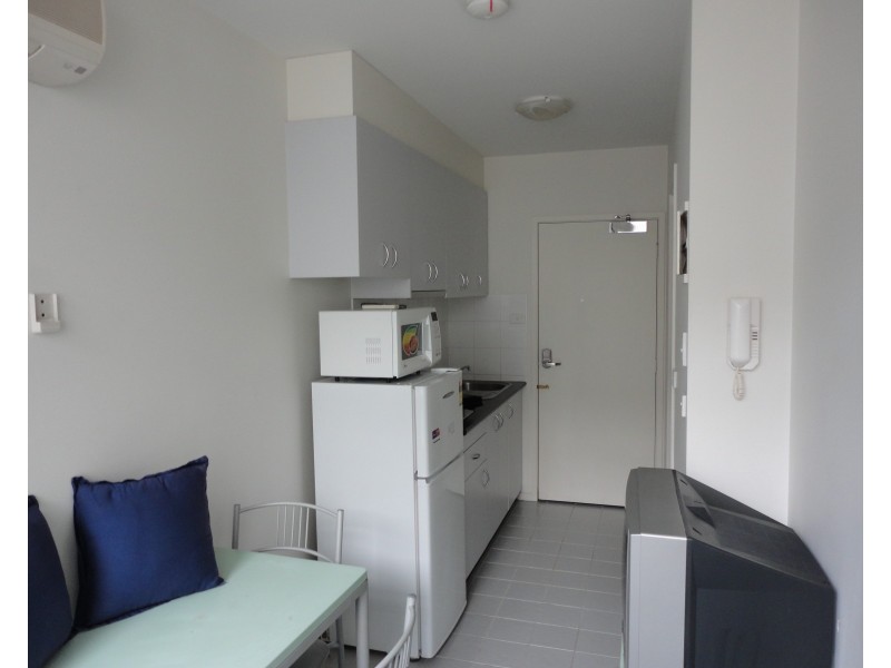 823/488 Swanston Street, Carlton VIC 3053