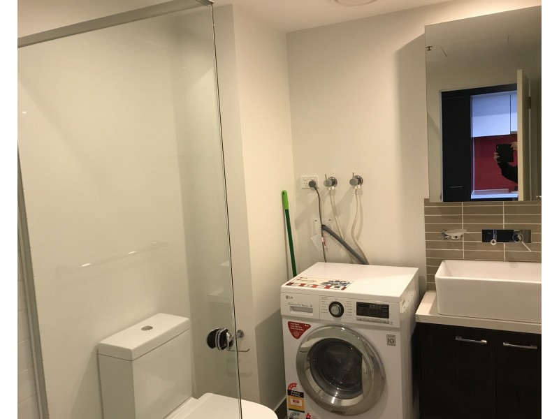 3301/5 Sutherland Street, Melbourne VIC 3000