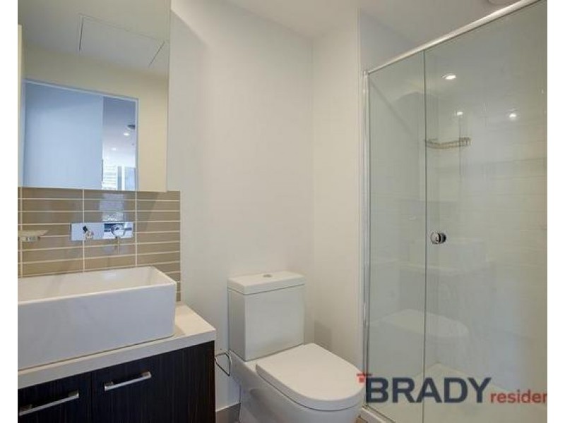 1707/8 Sutherland Street, Melbourne VIC 3000