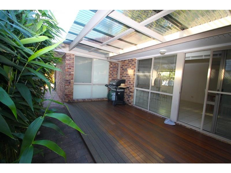 106 OQuinn Street, Nudgee Beach QLD 4014