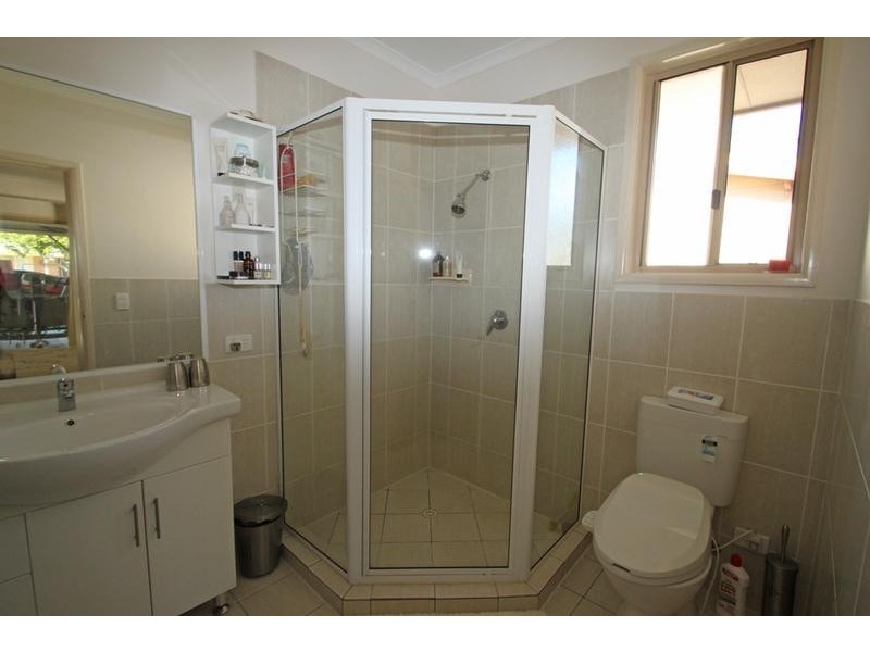 106 OQuinn Street, Nudgee Beach QLD 4014