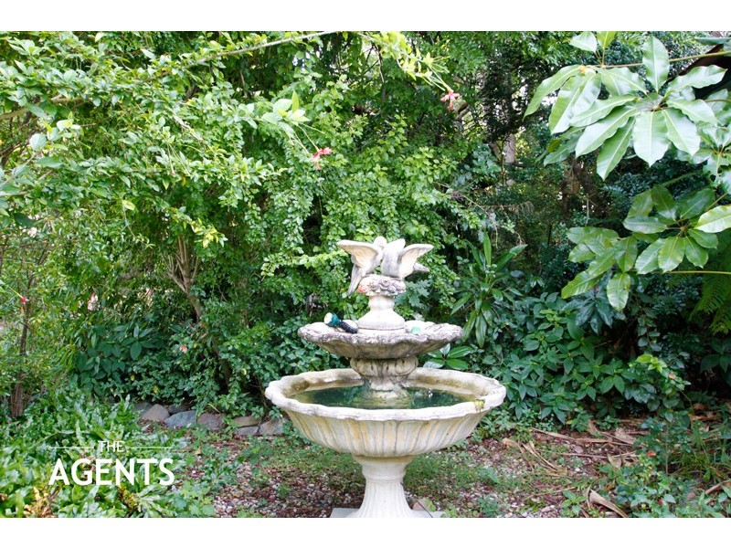 11 Maclean Street, Brighton QLD 4017