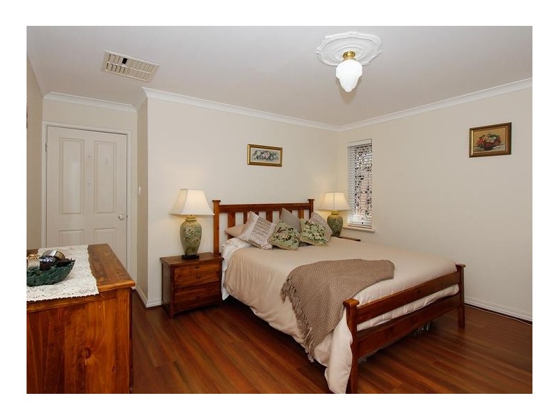 6 Delphi Place, Coogee WA 6166