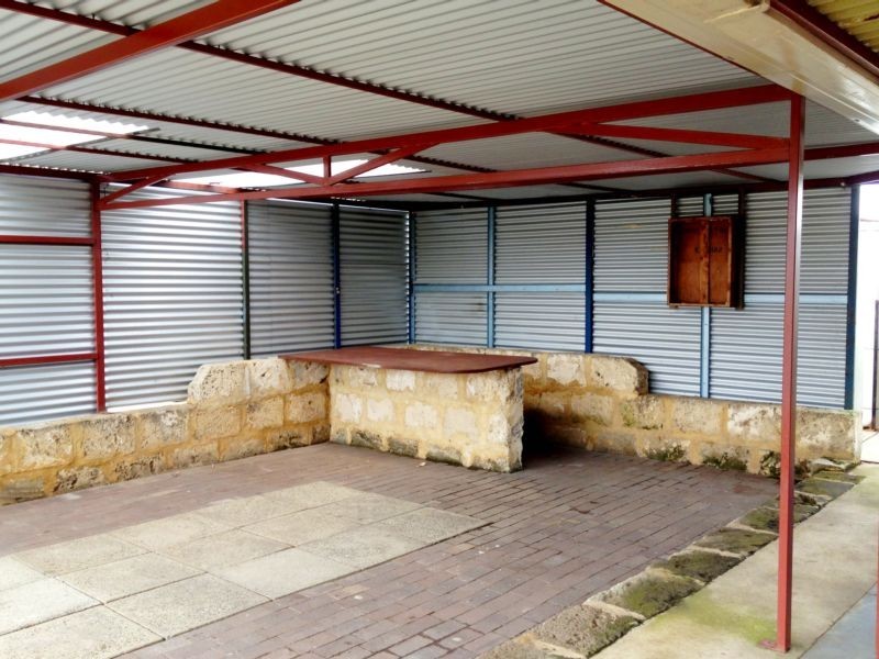 62 Hamilton Road, Hamilton Hill WA 6163