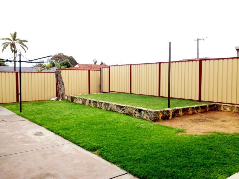 62 Hamilton Road, Hamilton Hill WA 6163