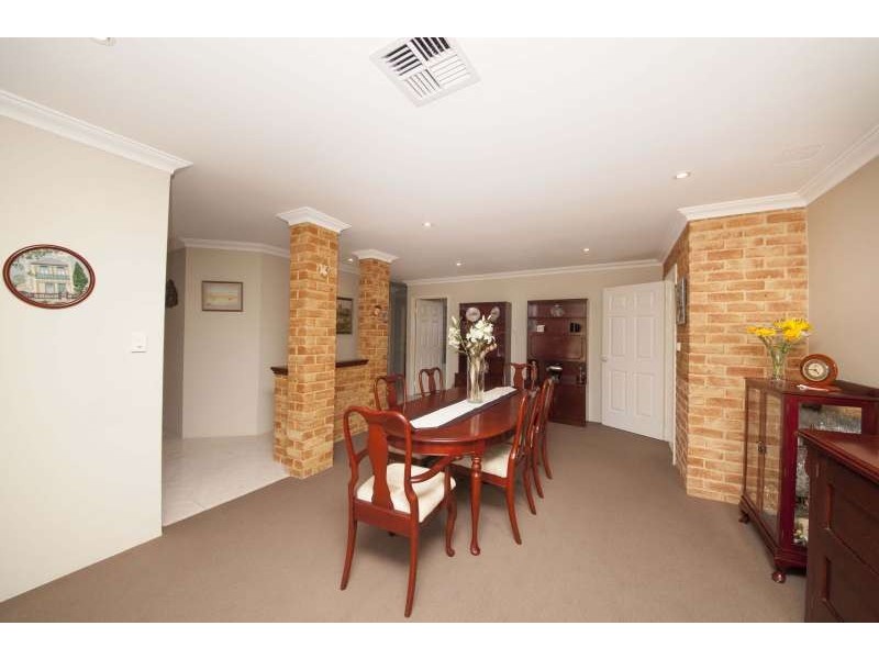 7 Seaview Terrace, Coogee WA 6166