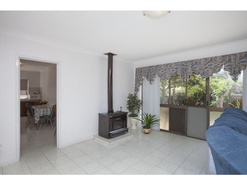 62 Edeline Street, Spearwood WA 6163