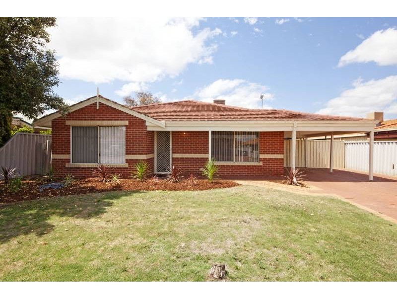 18 Blakemore Retreat, Huntingdale WA 6110