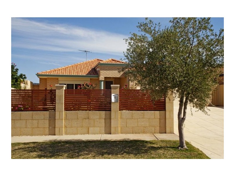 5 Belladonna Drive, Yangebup WA 6164