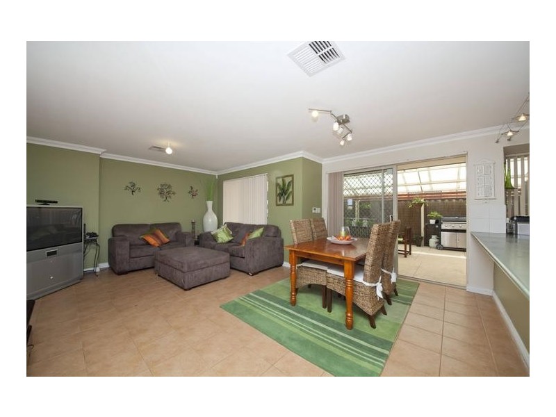 5 Belladonna Drive, Yangebup WA 6164