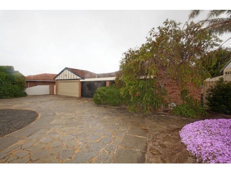 498 Rockingham Road, Munster WA 6166