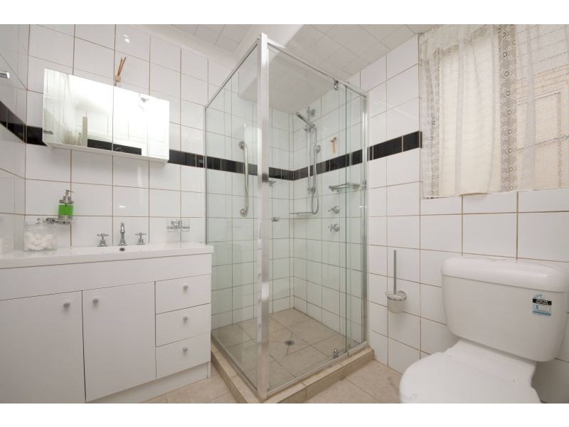 498 Rockingham Road, Munster WA 6166