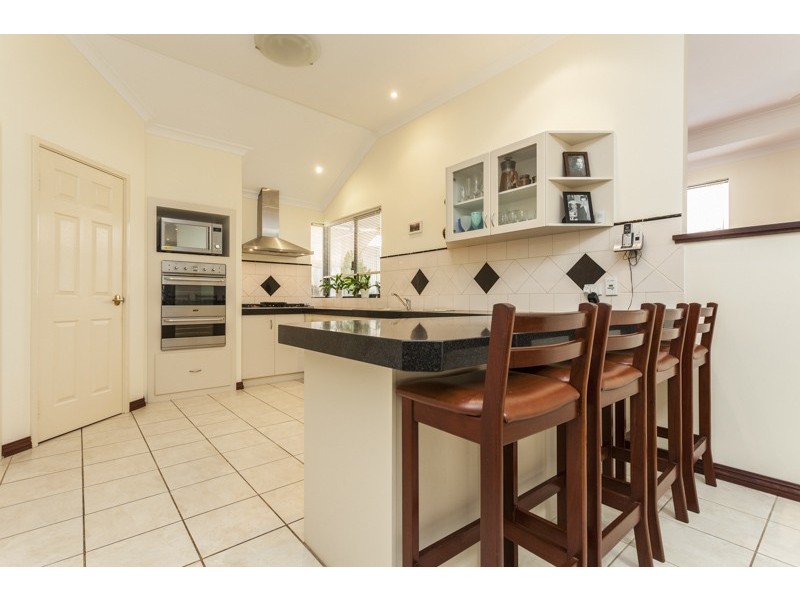 31 Cardamom Loop, Coogee WA 6166