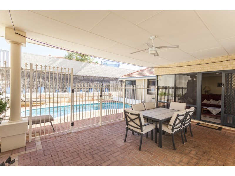 31 Cardamom Loop, Coogee WA 6166