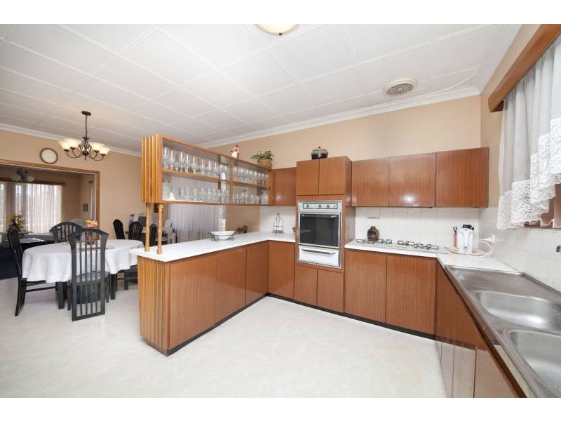 5 Olinda Court, Spearwood WA 6163