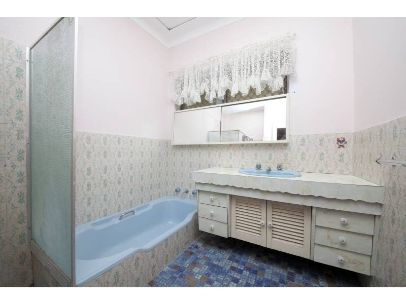 5 Olinda Court, Spearwood WA 6163