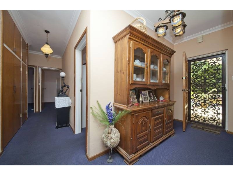 5 Olinda Court, Spearwood WA 6163