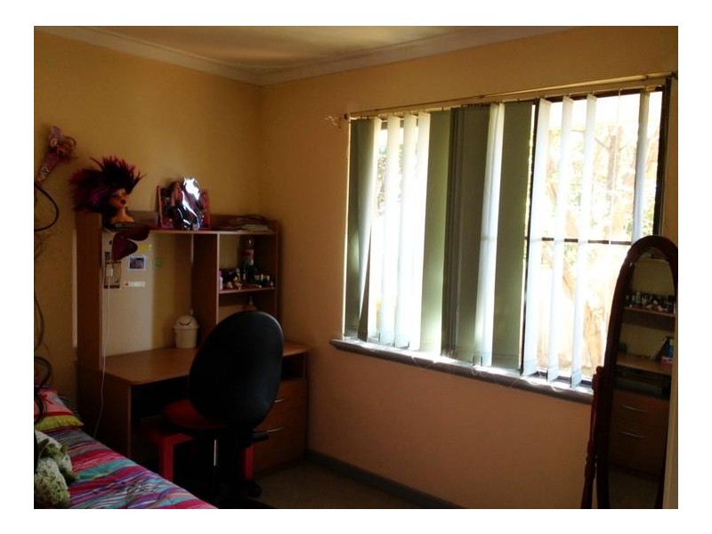 9 Dubove Road, Spearwood WA 6163