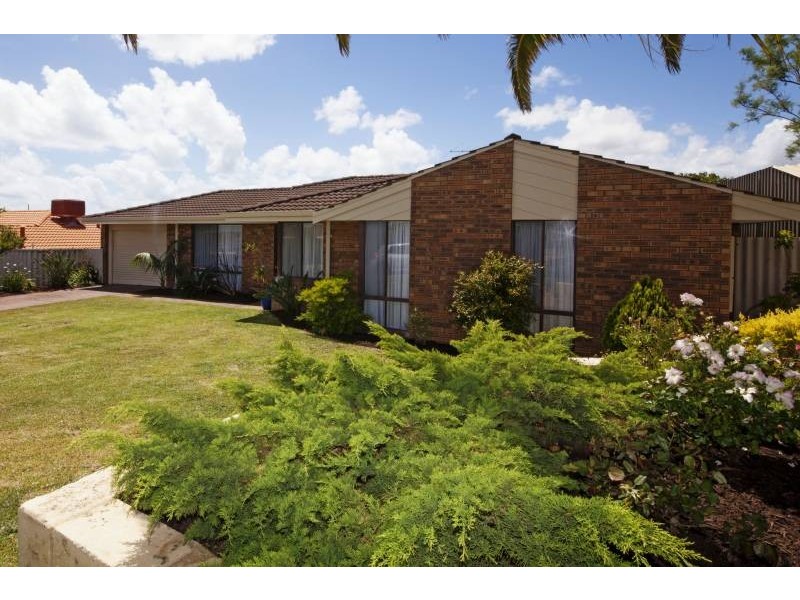 9 Milton Place, Munster WA 6166