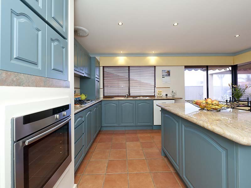 9 Picotee Mews, Coogee WA 6166