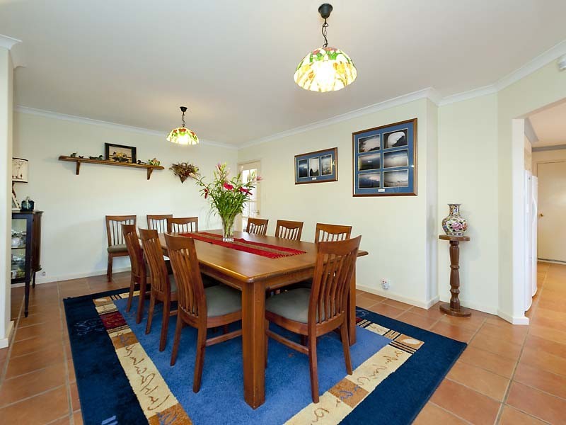 9 Picotee Mews, Coogee WA 6166