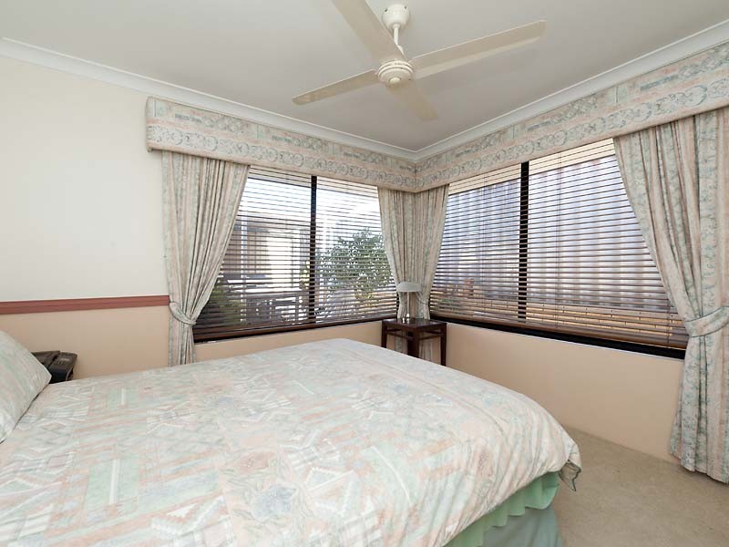 9 Picotee Mews, Coogee WA 6166