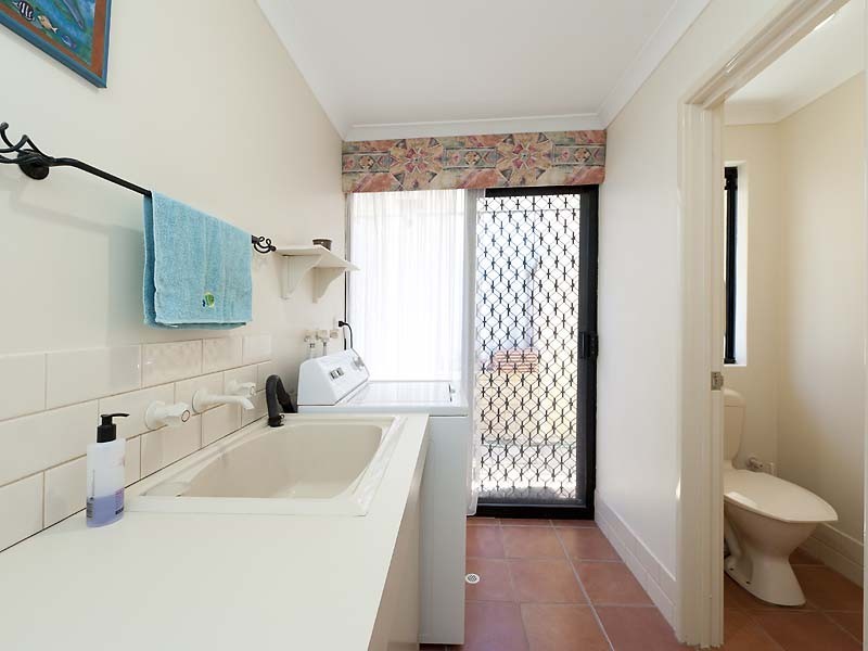 9 Picotee Mews, Coogee WA 6166