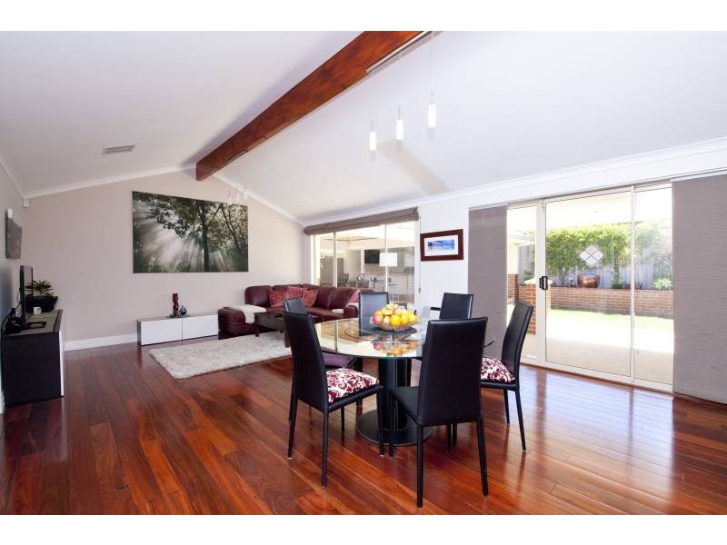 38 Crossland Way, Kardinya WA 6163
