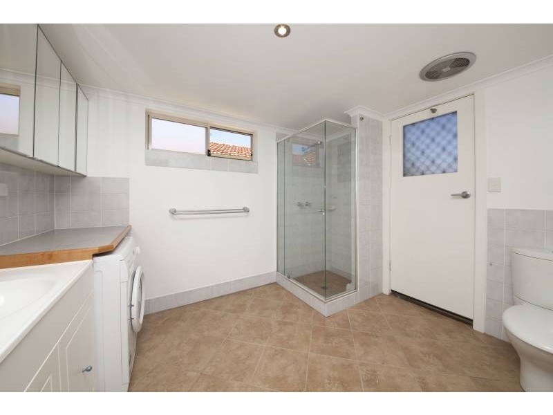 38 Crossland Way, Kardinya WA 6163
