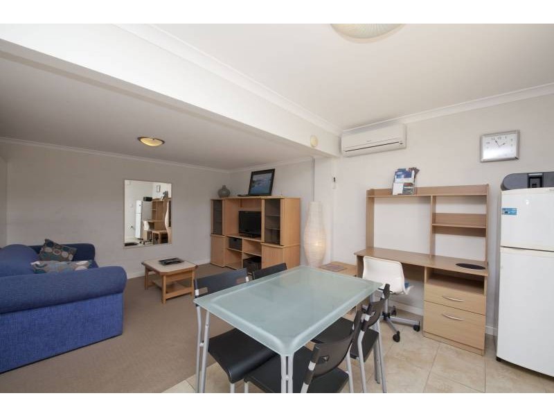38 Crossland Way, Kardinya WA 6163