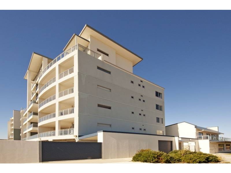 3/52 Rollinson Road, North Coogee WA 6163