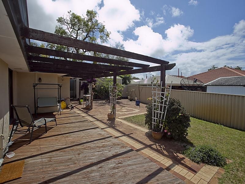 5 Hamersley Way, Kardinya WA 6163