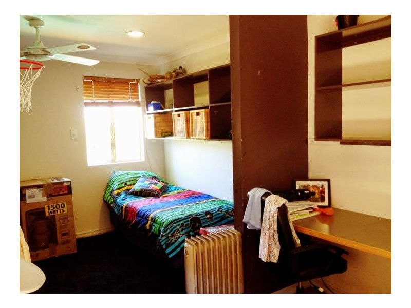 33 Turfan Way, Munster WA 6166