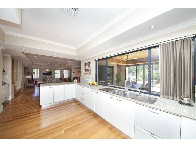 66 Edeline Street, Spearwood WA 6163